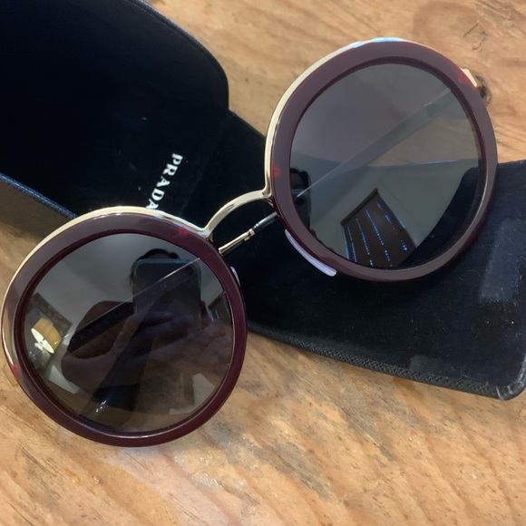 PRADA 54 mm SPR 50T burgundy/gold polarized sunglasses